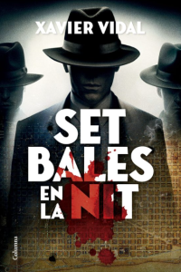 Set bales en la nit